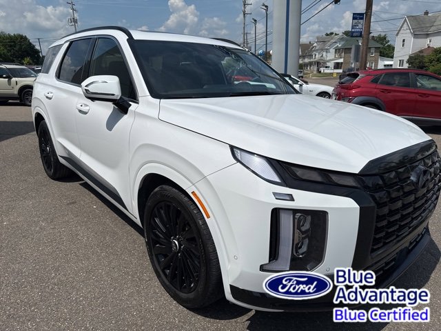 Used 2024 Hyundai Palisade Calligraphy image 3