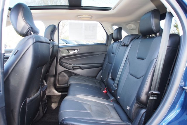 Certified 2017 Ford Edge Titanium w/ Equipment Group 301A image 18