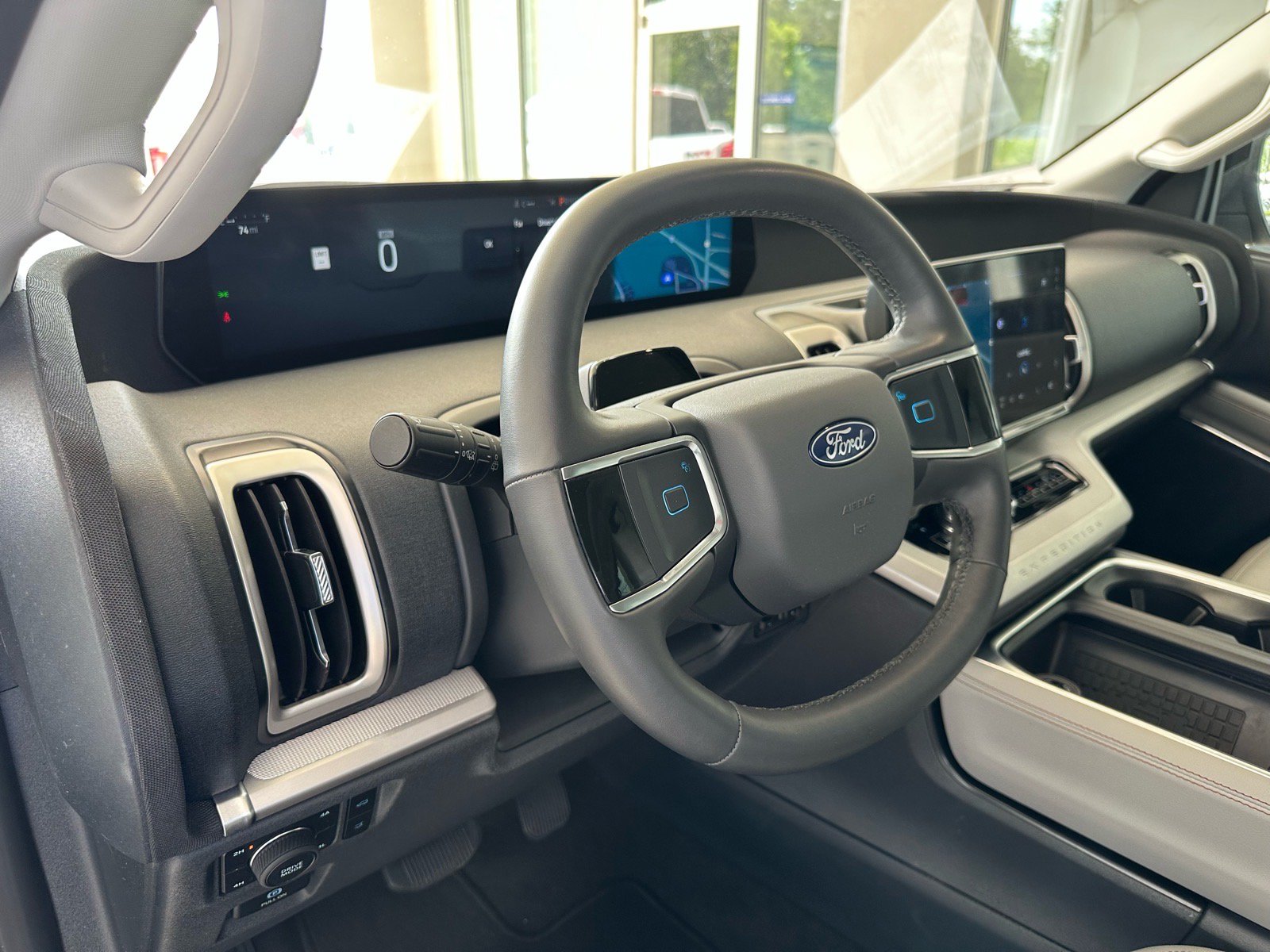 Certified 2025 Ford Expedition Active AWD/4WD image 20