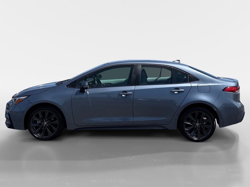 Used 2025 Toyota Corolla SE image 6