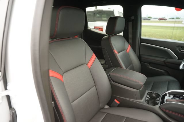 Used 2023 Chevrolet Colorado Z71 w/ Z71 Convenience Package 2 AWD/4WD image 19