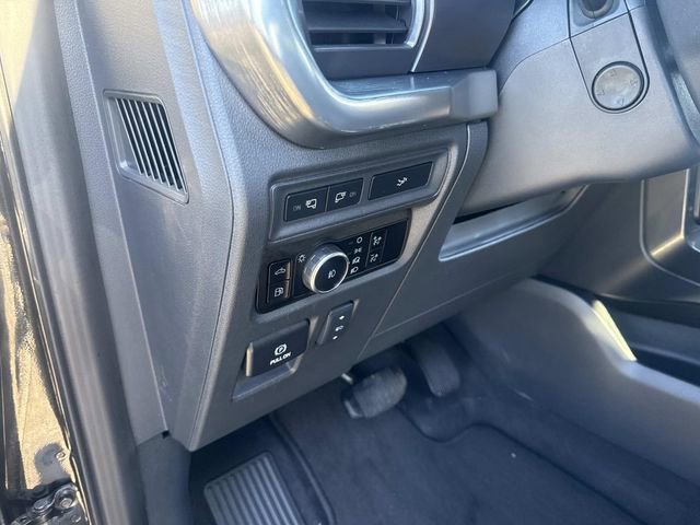 Certified 2023 Ford F150 Lariat w/ Equipment Group 502A High image 21