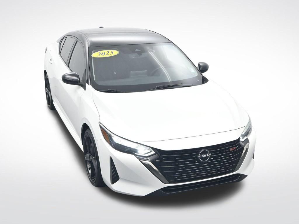 Used 2025 Nissan Sentra SR FWD image 25