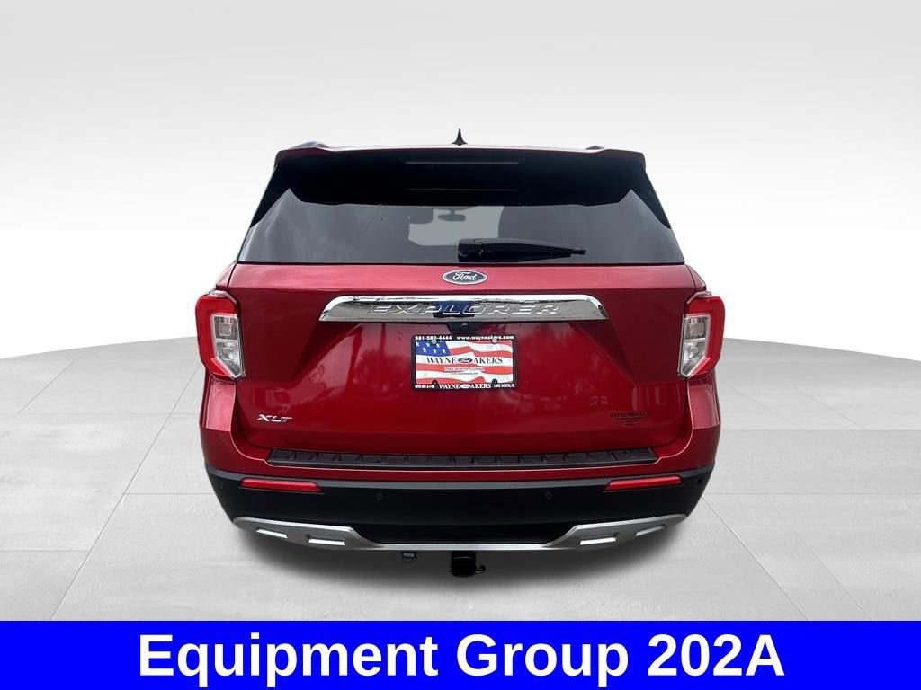 Certified 2022 Ford Explorer XLT w/ Equipment Group 202A image 4