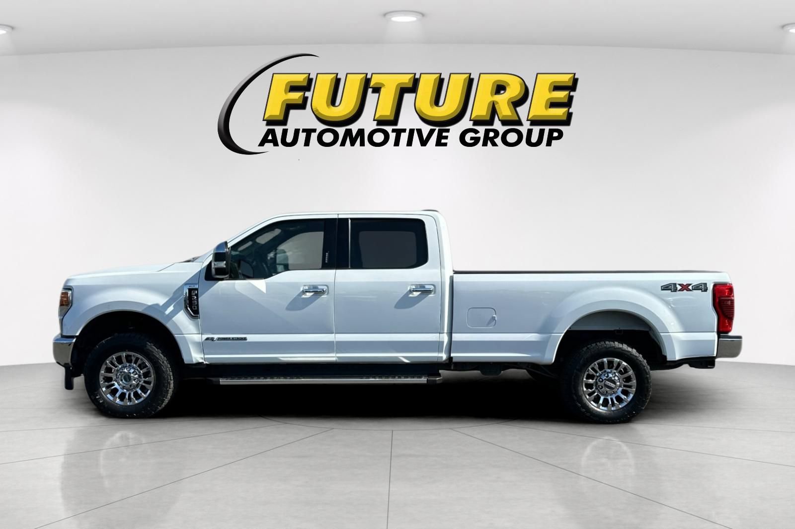 Certified 2022 Ford F250 XLT w/ XLT Premium Package AWD/4WD image 6