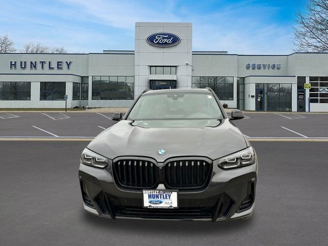 Used 2023 BMW X3 xDrive30i w/ M Sport Package AWD/4WD image 2