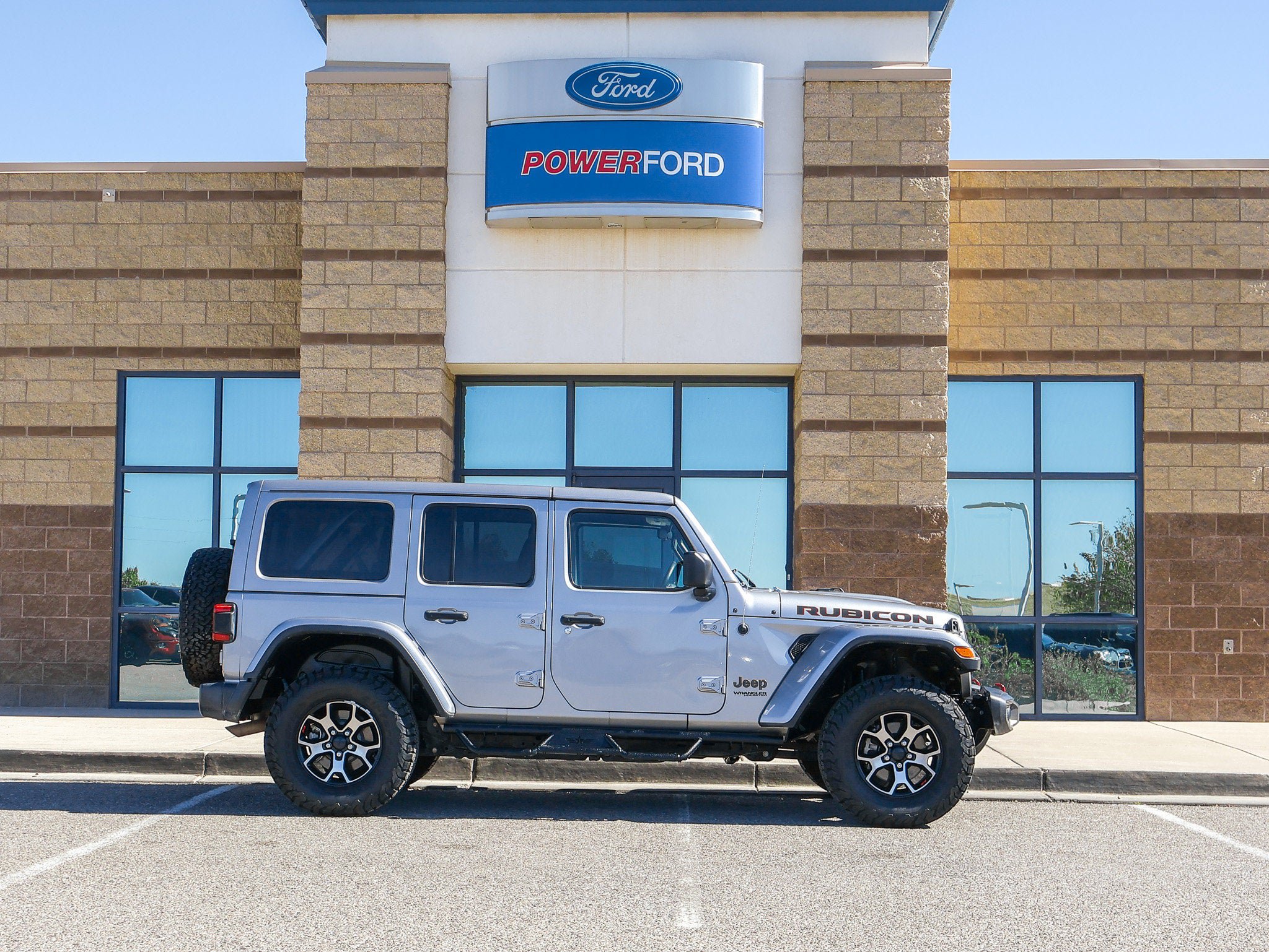 Used 2018 Jeep Wrangler Unlimited Rubicon w/ Safety Group AWD/4WD image 5