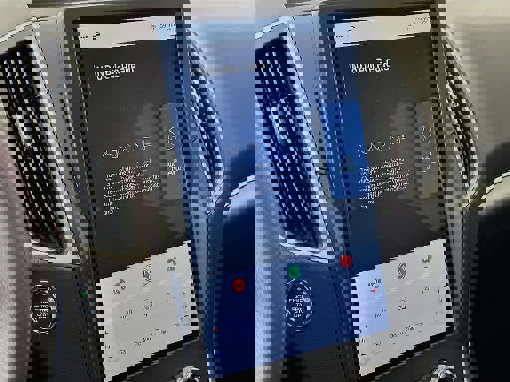 Certified 2022 Ford Edge SEL w/ Convenience Package image 19