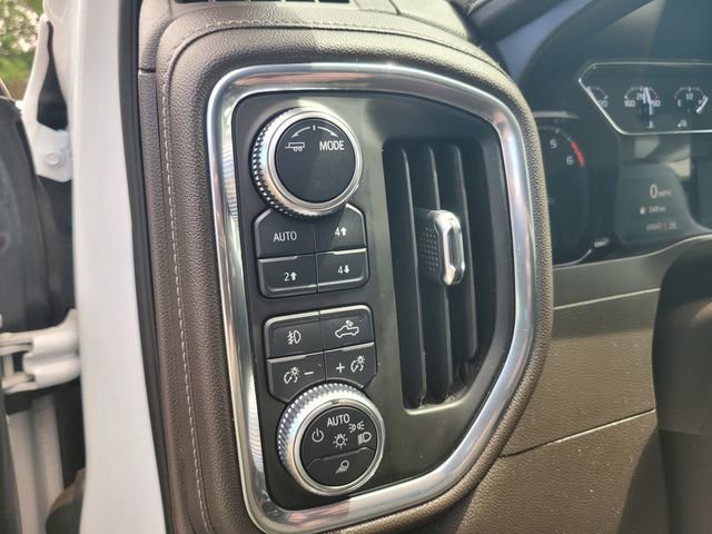 Used 2021 GMC Sierra 1500 SLT w/ X31 Off-Road Package AWD/4WD image 17