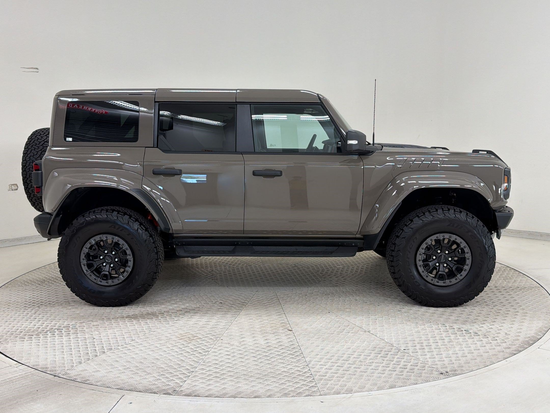 Certified 2025 Ford Bronco Raptor w/ Interior Carbon Fiber Pack AWD/4WD image 8