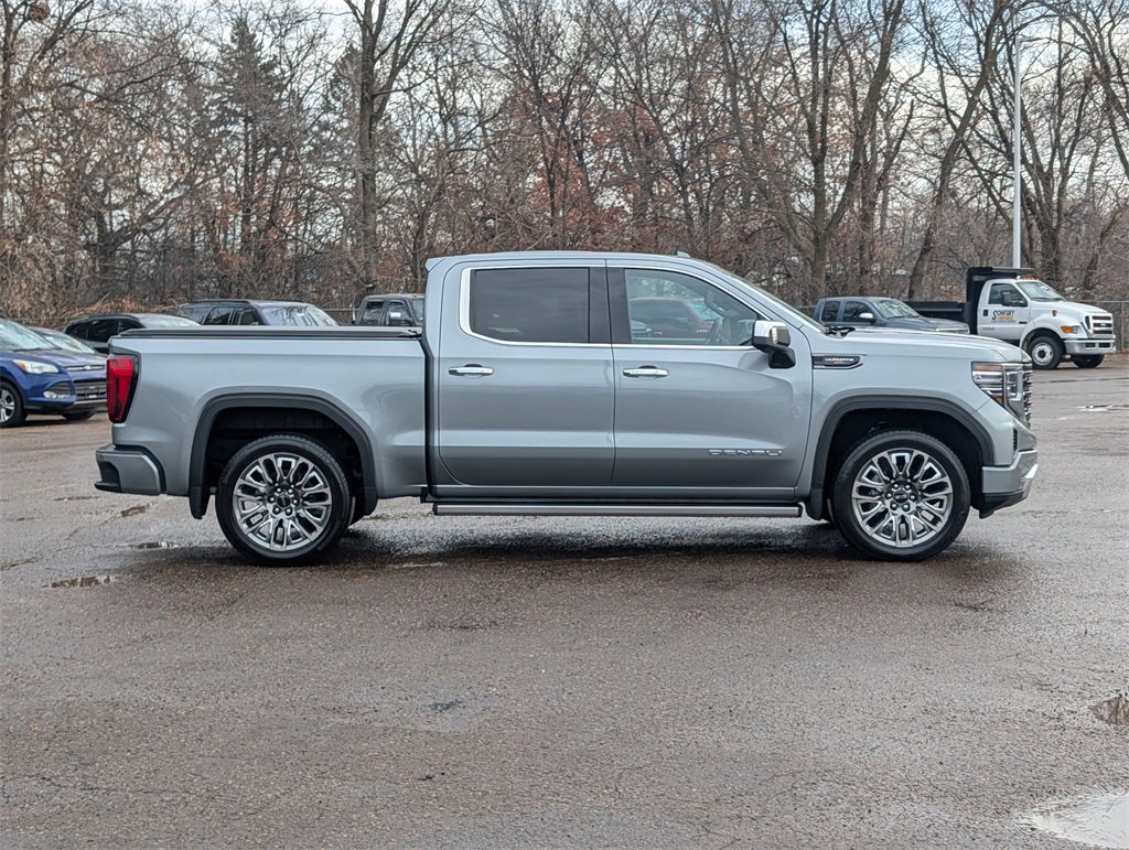 Used 2025 GMC Sierra 1500 Denali Ultimate image 2