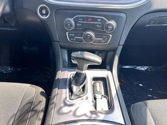 Used 2022 Dodge Charger SXT image 16