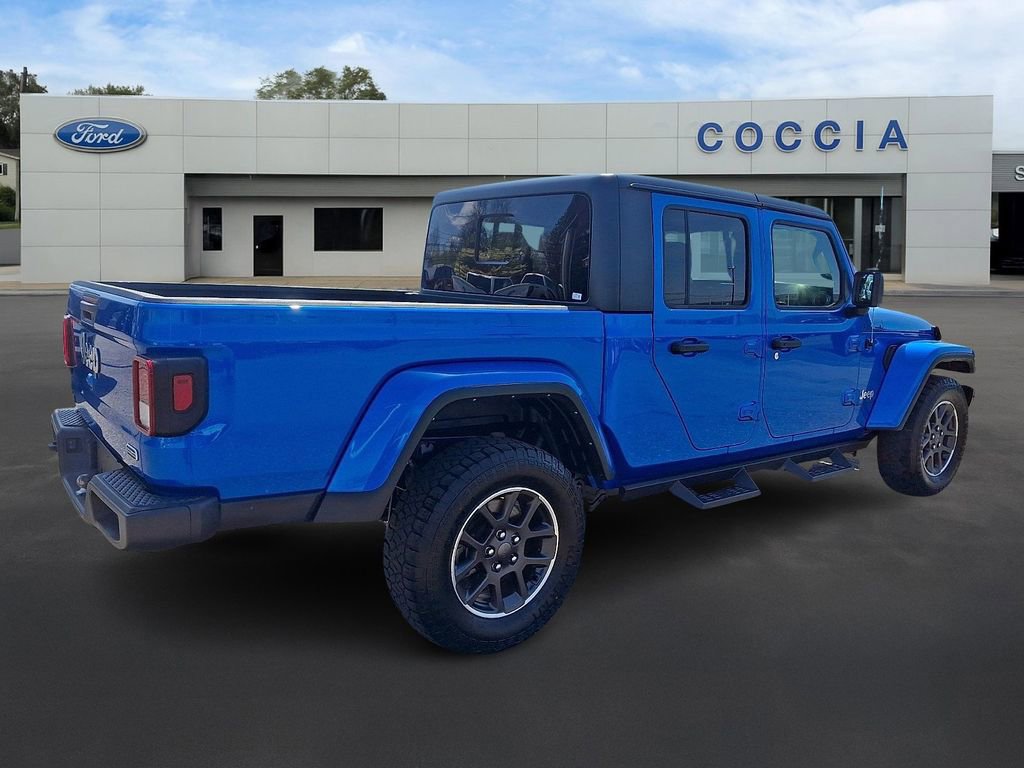 Used 2023 Jeep Gladiator Overland AWD/4WD image 5