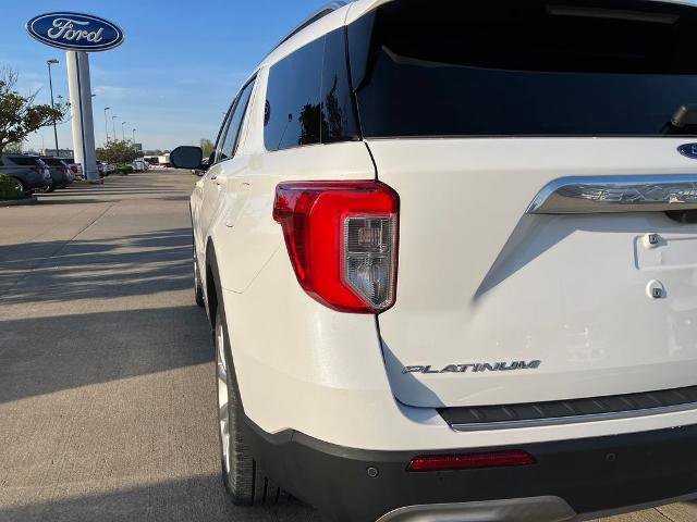 Certified 2023 Ford Explorer Platinum w/ Premium Technology Package AWD/4WD image 14