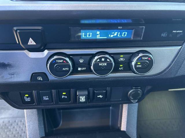 Used 2022 Toyota Tacoma SR5 RWD image 28