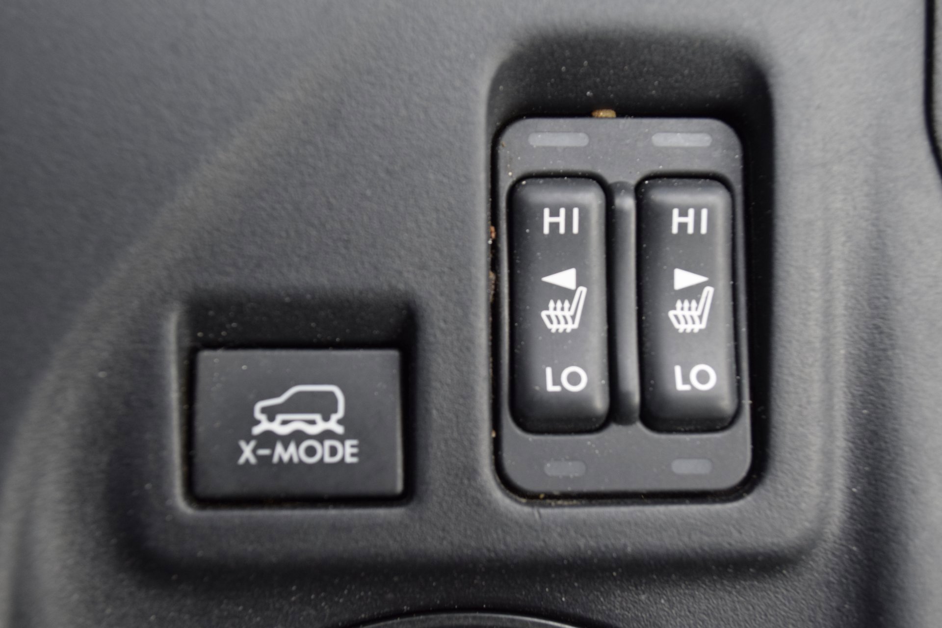 Used 2018 Subaru Crosstrek 2.0i Premium w/ Eyesight System image 17