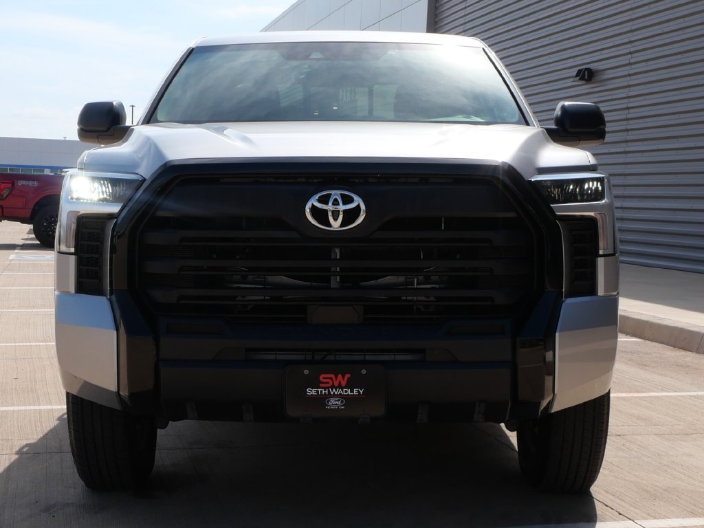 Used 2024 Toyota Tundra SR w/ SR Tow Package AWD/4WD image 4