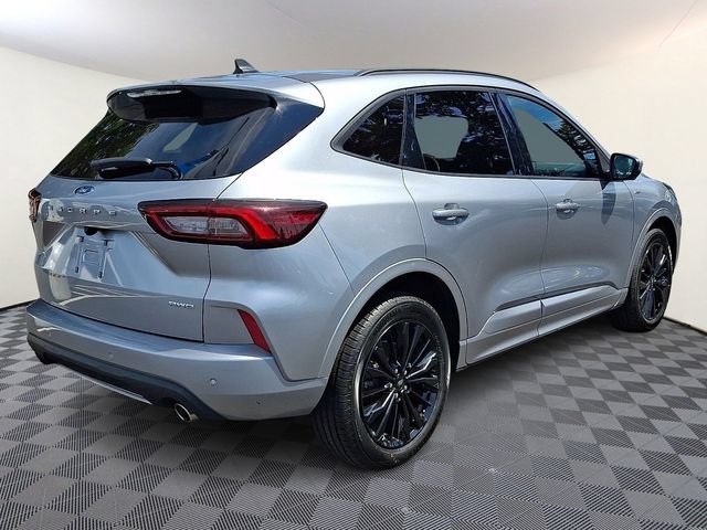 Certified 2023 Ford Escape ST-Line Elite AWD/4WD image 6