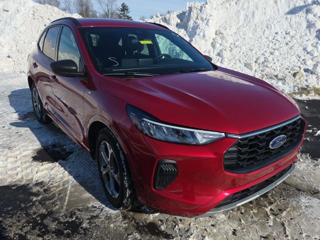 Certified 2024 Ford Escape ST-Line w/ Cold Weather Package image 5