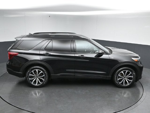 Certified 2024 Ford Explorer ST-Line w/ Class IV Trailer Tow Package AWD/4WD image 50