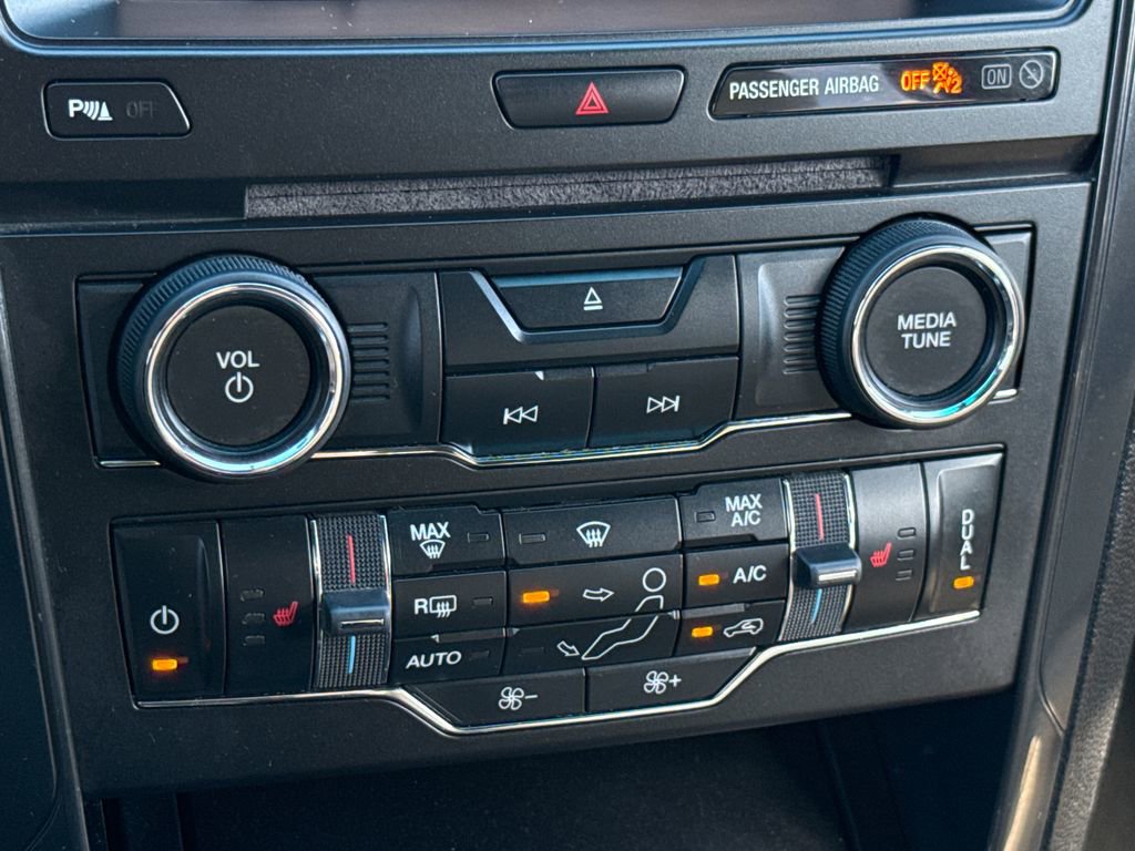 Certified 2017 Ford Explorer XLT w/ Equipment Group 202A image 23