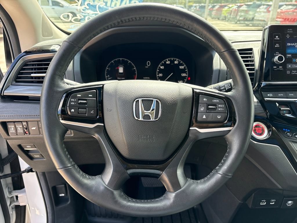 Used 2025 Honda Odyssey Elite image 16