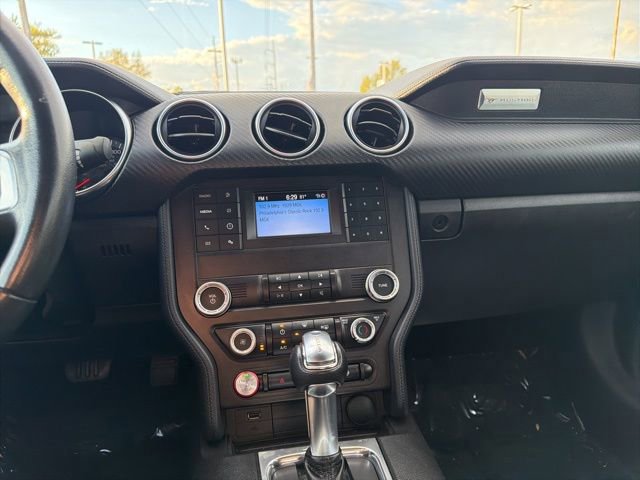 Certified 2019 Ford Mustang Coupe RWD image 9