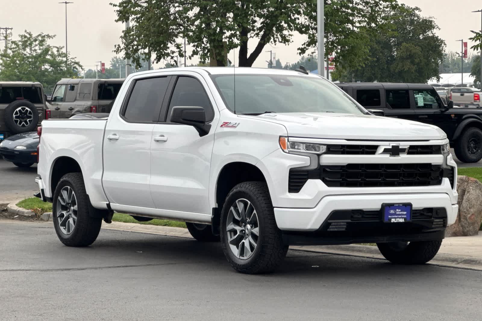 Used 2022 Chevrolet Silverado 1500 RST AWD/4WD image 9