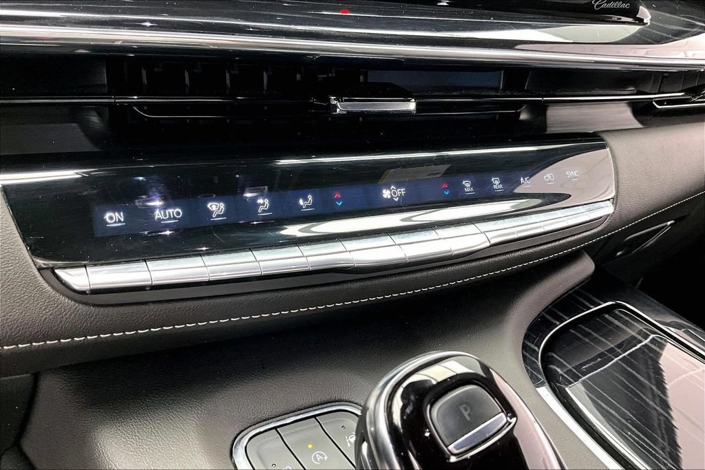 Used 2024 Cadillac Escalade Sport AWD/4WD image 32
