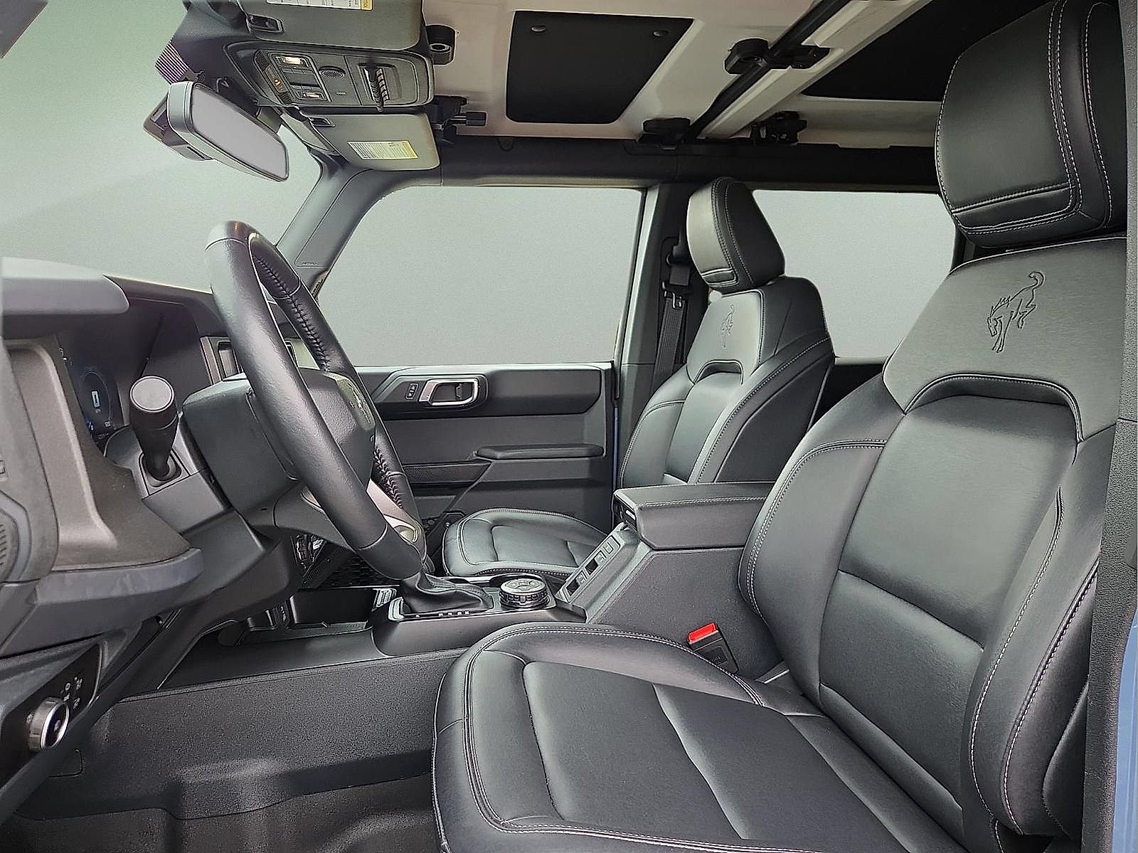 Certified 2025 Ford Bronco Badlands AWD/4WD image 14