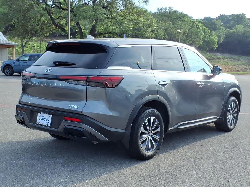 Used 2025 INFINITI QX60 Pure FWD image 3