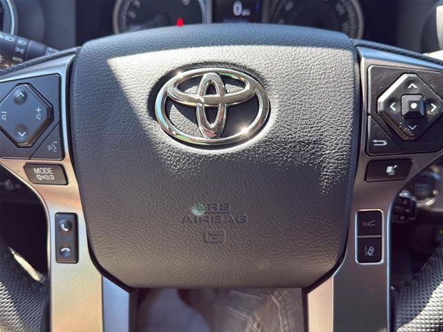 Used 2023 Toyota Tacoma SR5 w/ Technology Package AWD/4WD image 27