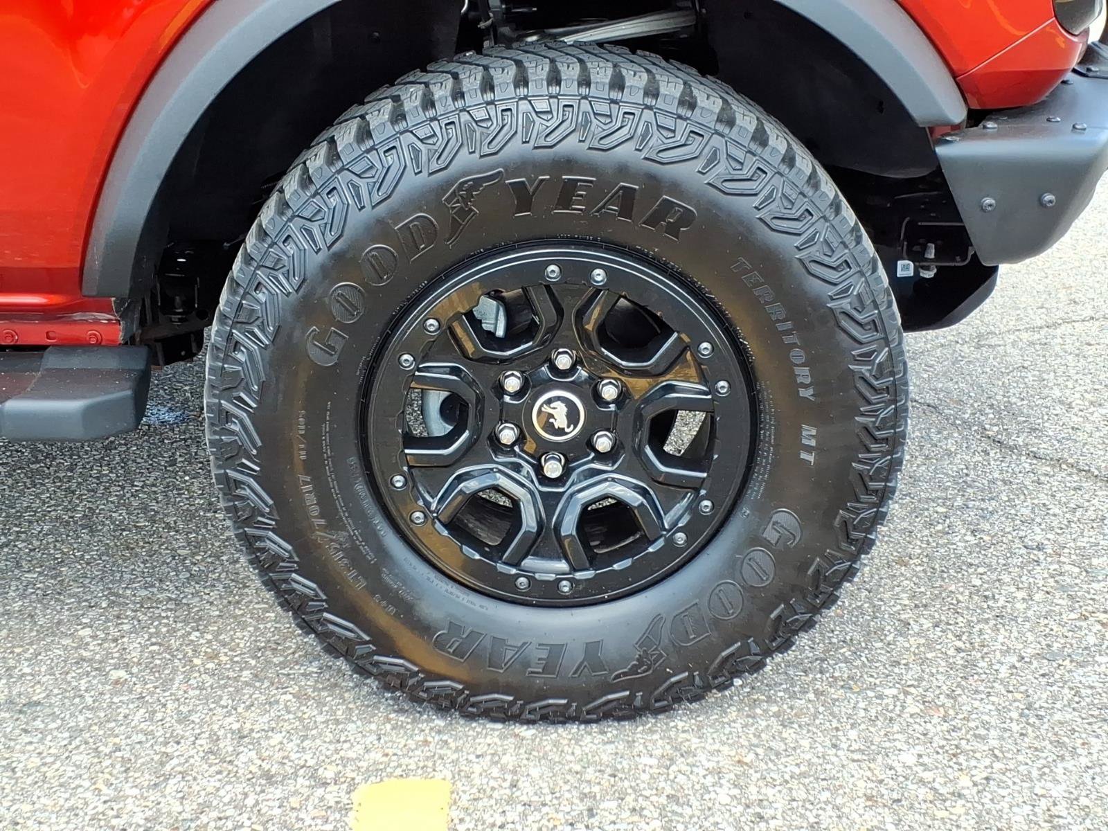 Certified 2023 Ford Bronco Wildtrak AWD/4WD image 10