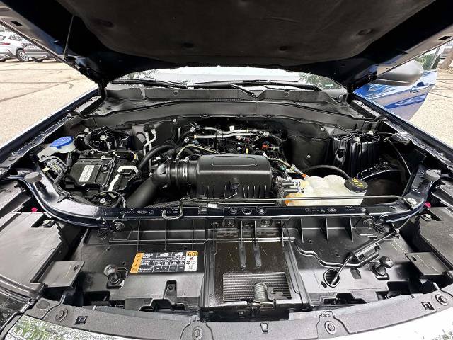 Certified 2023 Ford Explorer XLT w/ Equipment Group 202A AWD/4WD image 7