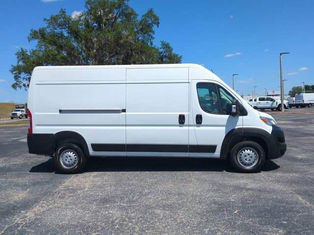 Used 2025 RAM ProMaster 2500 w/ Convenience Group image 4