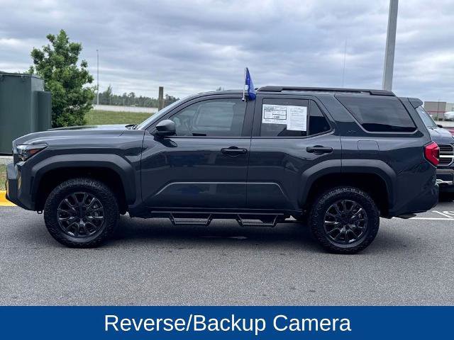 Used 2025 Toyota 4Runner SR5 AWD/4WD image 3