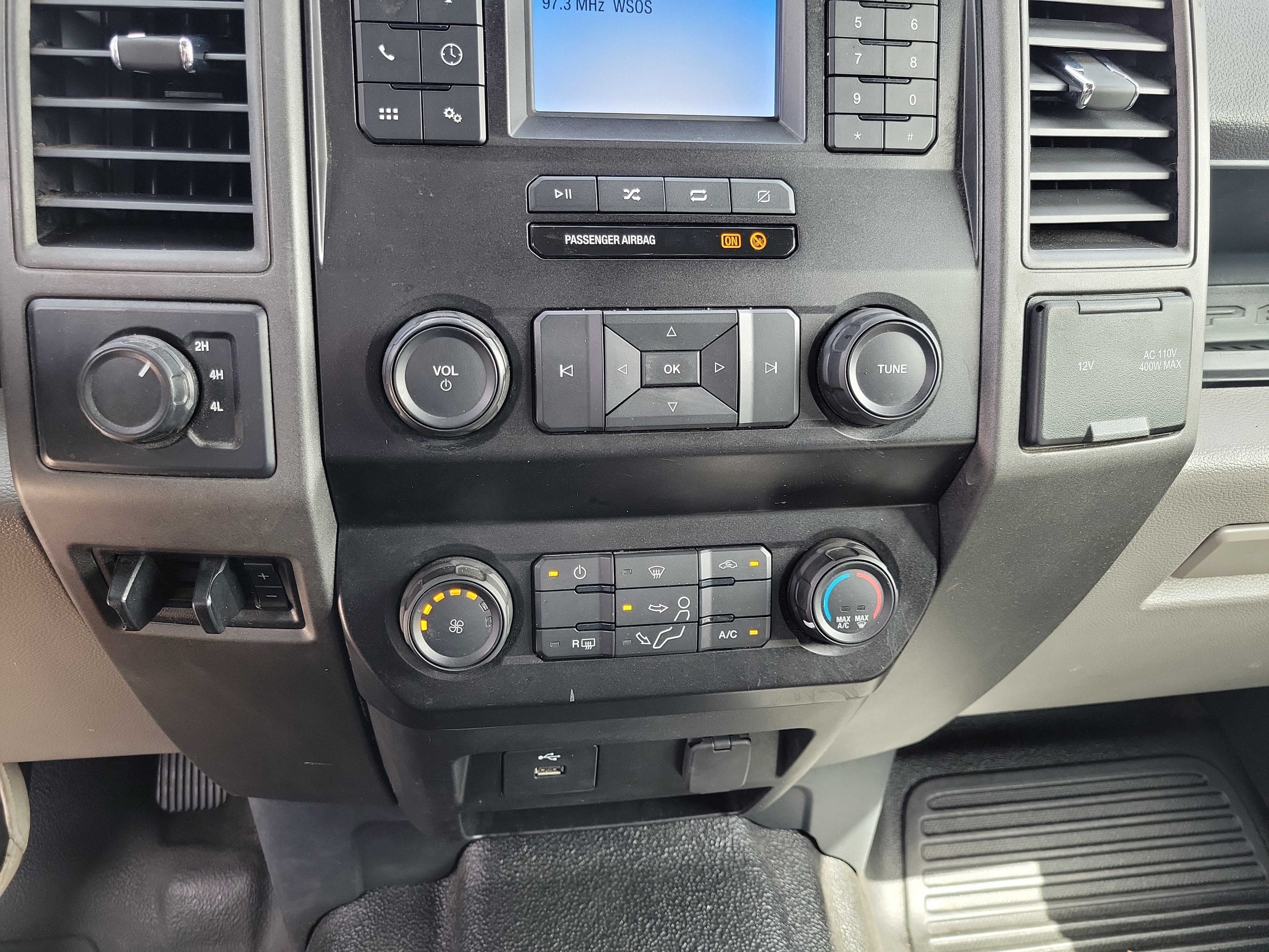 Certified 2022 Ford F350 XL w/ Power Equipment Group image 18