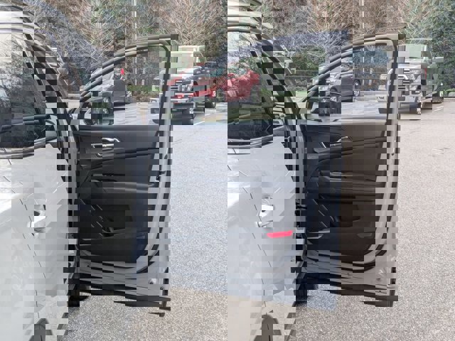 Used 2025 Kia Sportage X-Line w/ Premium Package image 36