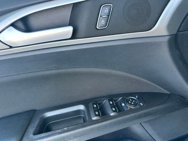 Certified 2020 Ford Fusion SE image 24