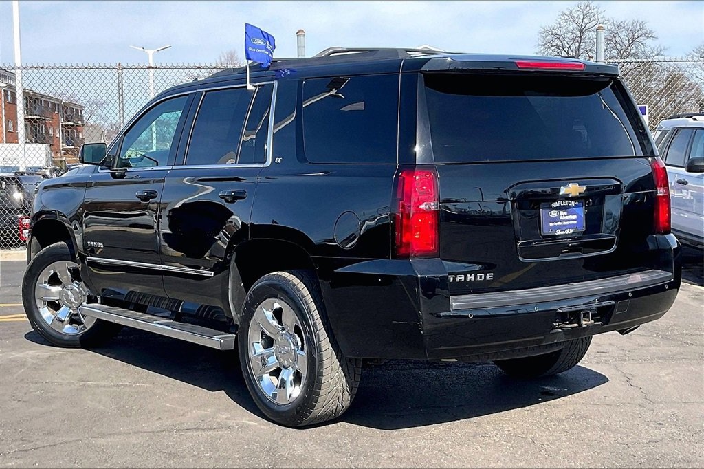 Used 2018 Chevrolet Tahoe LT w/ LT Signature Package image 9