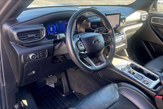 Certified 2022 Ford Explorer ST w/ ST Street Pack image 15