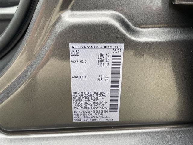 Used 2025 Nissan Altima 2.5 SV FWD image 30