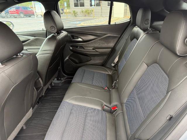 Used 2025 Buick Envista Sport Touring w/ Convenience I Package FWD image 17