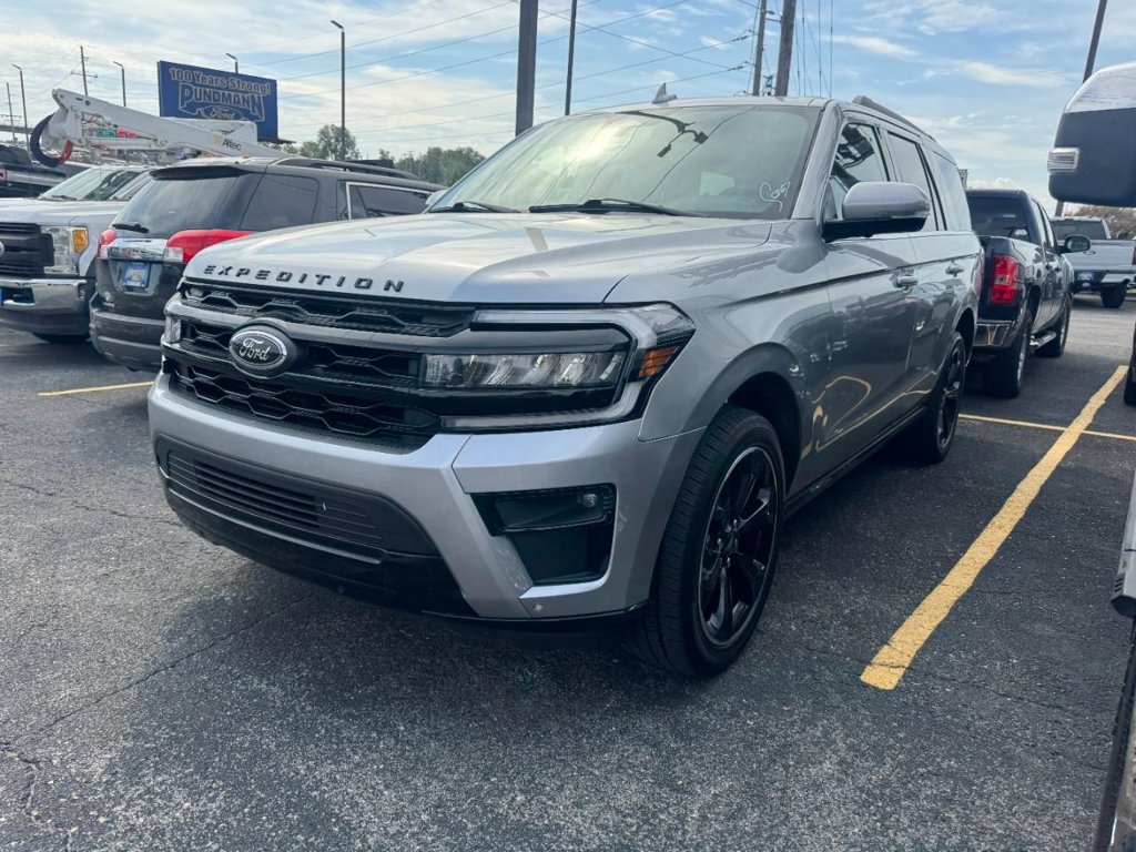 Certified 2024 Ford Expedition Limited AWD/4WD image 8