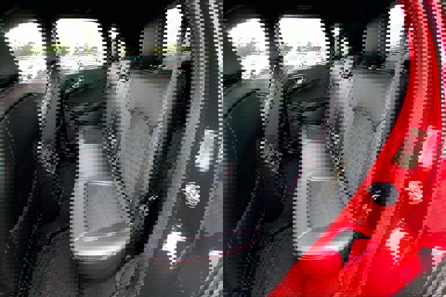 Certified 2024 Ford Edge ST-Line image 20