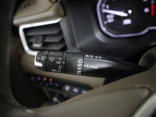 Used 2021 GMC Yukon XL Denali AWD/4WD image 13