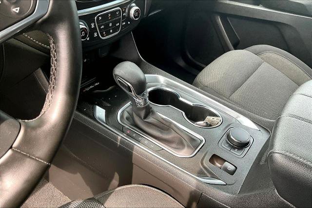 Used 2023 Chevrolet Traverse LT FWD image 15