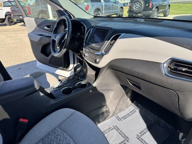Used 2023 Chevrolet Equinox LT w/ Driver Convenience Package image 35