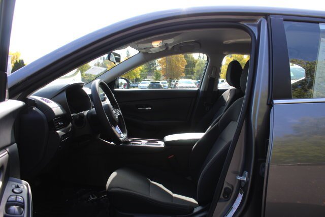 Used 2024 Nissan Sentra SV FWD image 21