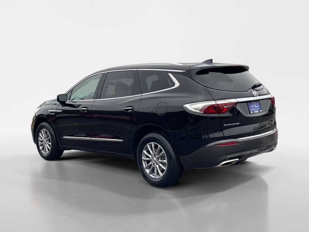 Used 2024 Buick Enclave Premium image 4
